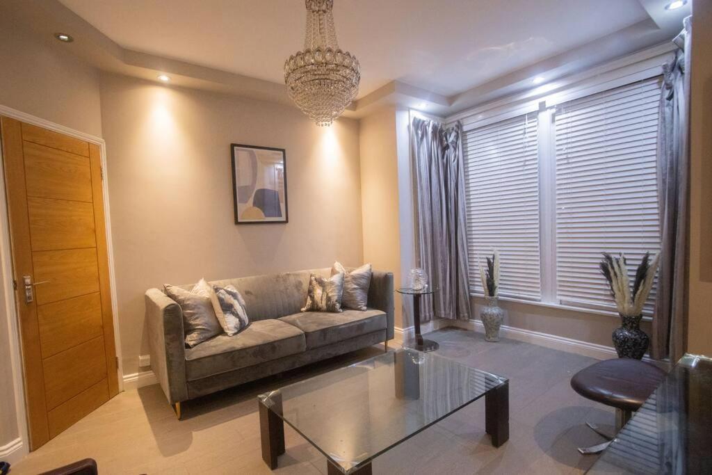 Oikoshomes Three Bedroom Flat In Λονδίνο Εξωτερικό φωτογραφία