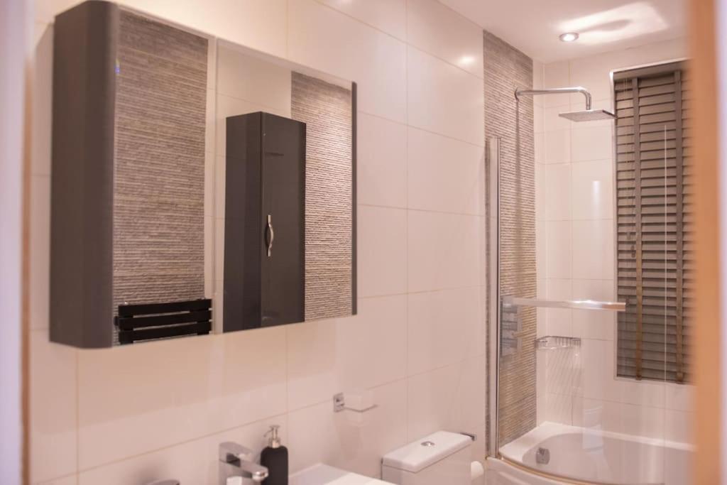 Oikoshomes Three Bedroom Flat In Λονδίνο Εξωτερικό φωτογραφία